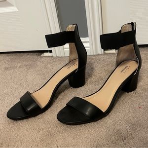 Black block heel shoes